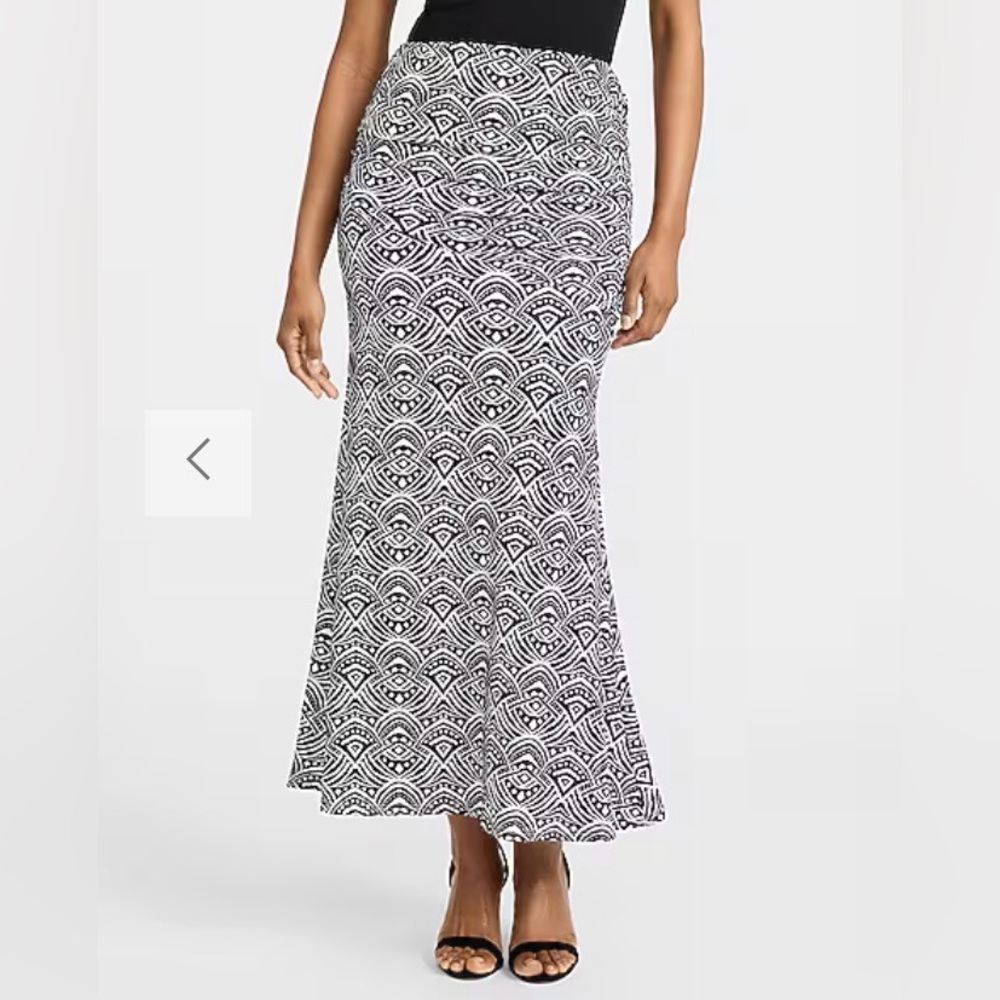 Express High Waisted Ruched Jersey Maxi Skirt M Black, White